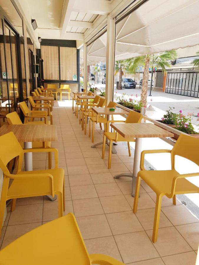 קאטוליקה Hotel La Plage מראה חיצוני תמונה