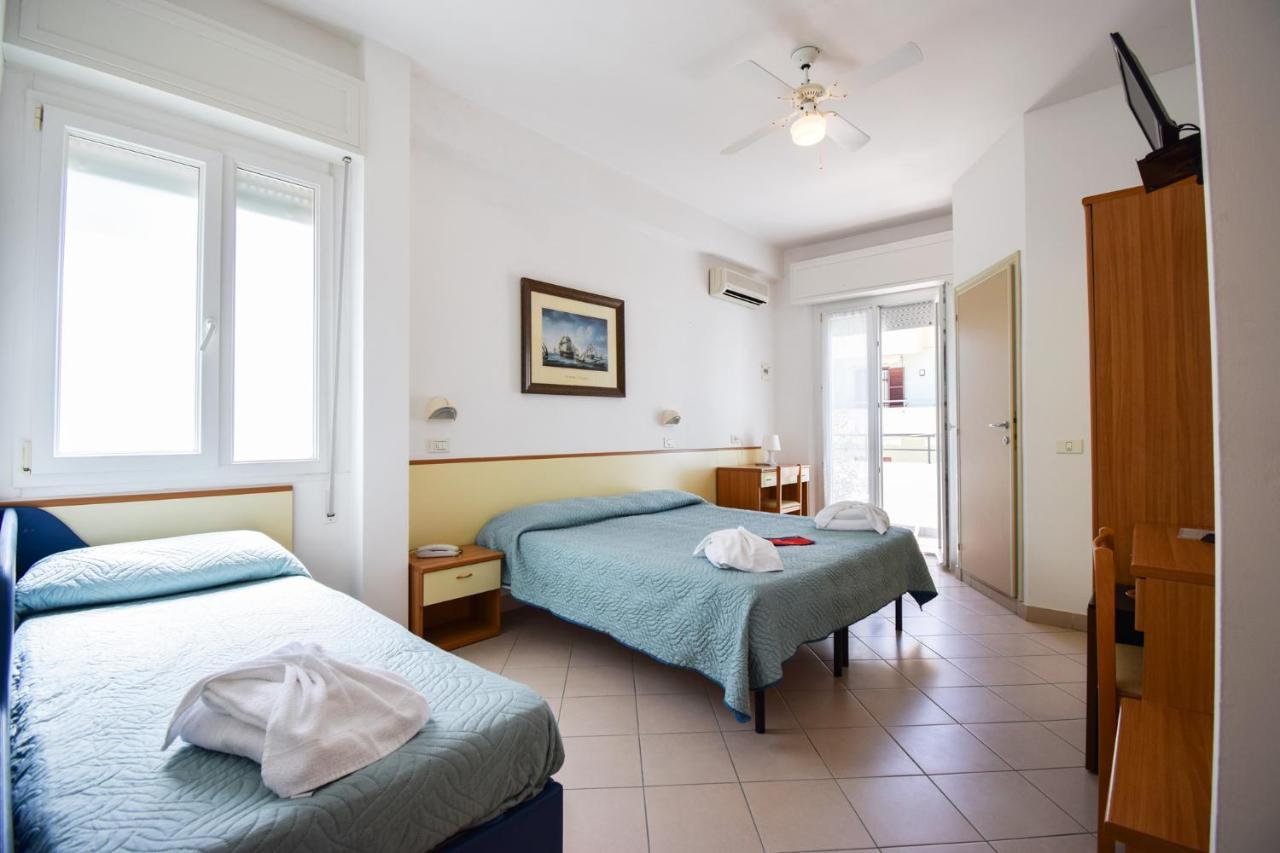 קאטוליקה Hotel La Plage מראה חיצוני תמונה